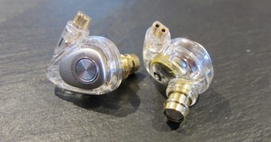 Simgot EM2 earpieces