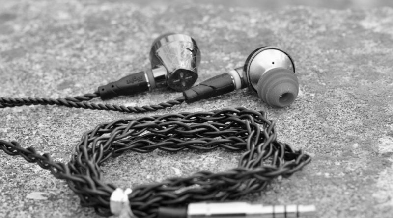 Senfer DT6 earphone