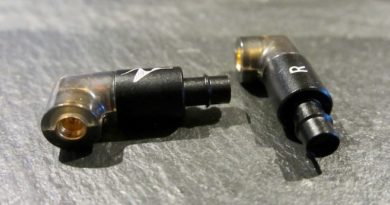 Acoustyx R-220