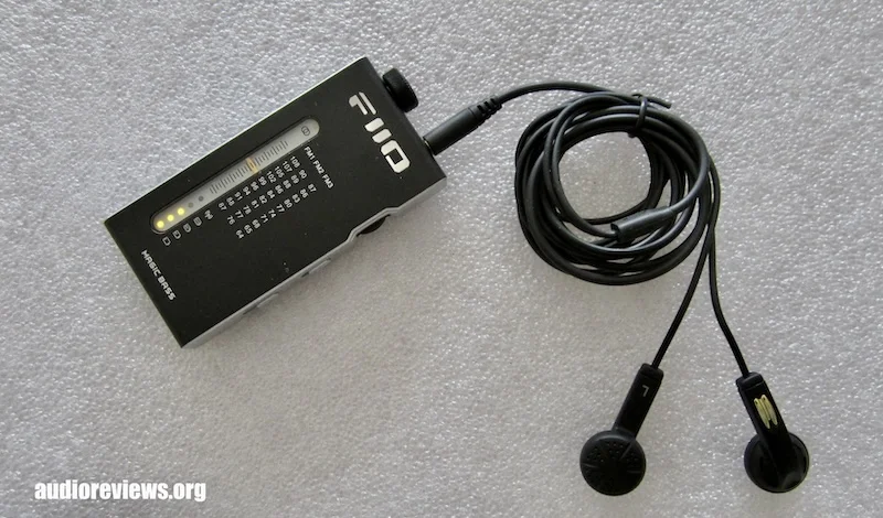FiiO RR11 FM Radio REVIEW – What’s The Frequency Kenneth?