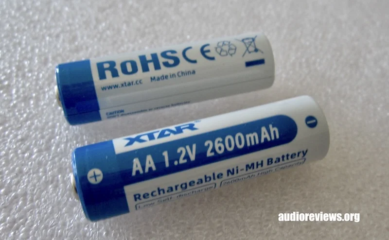 XTAR L4 Pro Smart Battery Charger And XTAR AA Ni-MH 2600 mAh REVIEW 3 XTAR L4 Pro